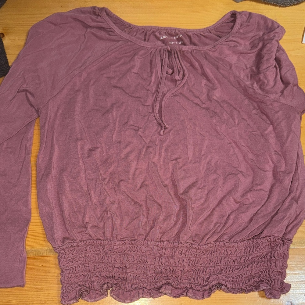 American Eagle Outfitters Long-Sleeve Shirred Hem Top in Mauve